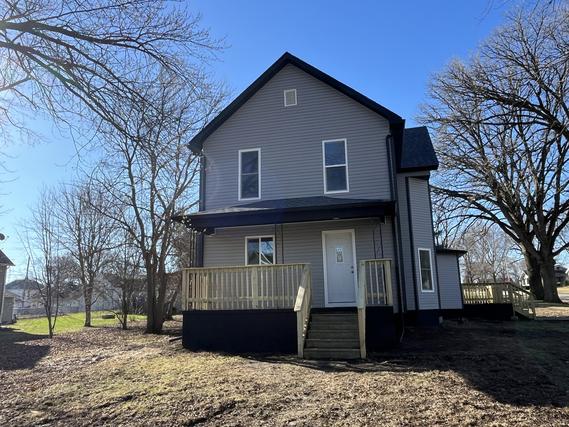 New Homes with Master Bedrooms on the 1st Floor in Chatsworth: March 7th to March 13th