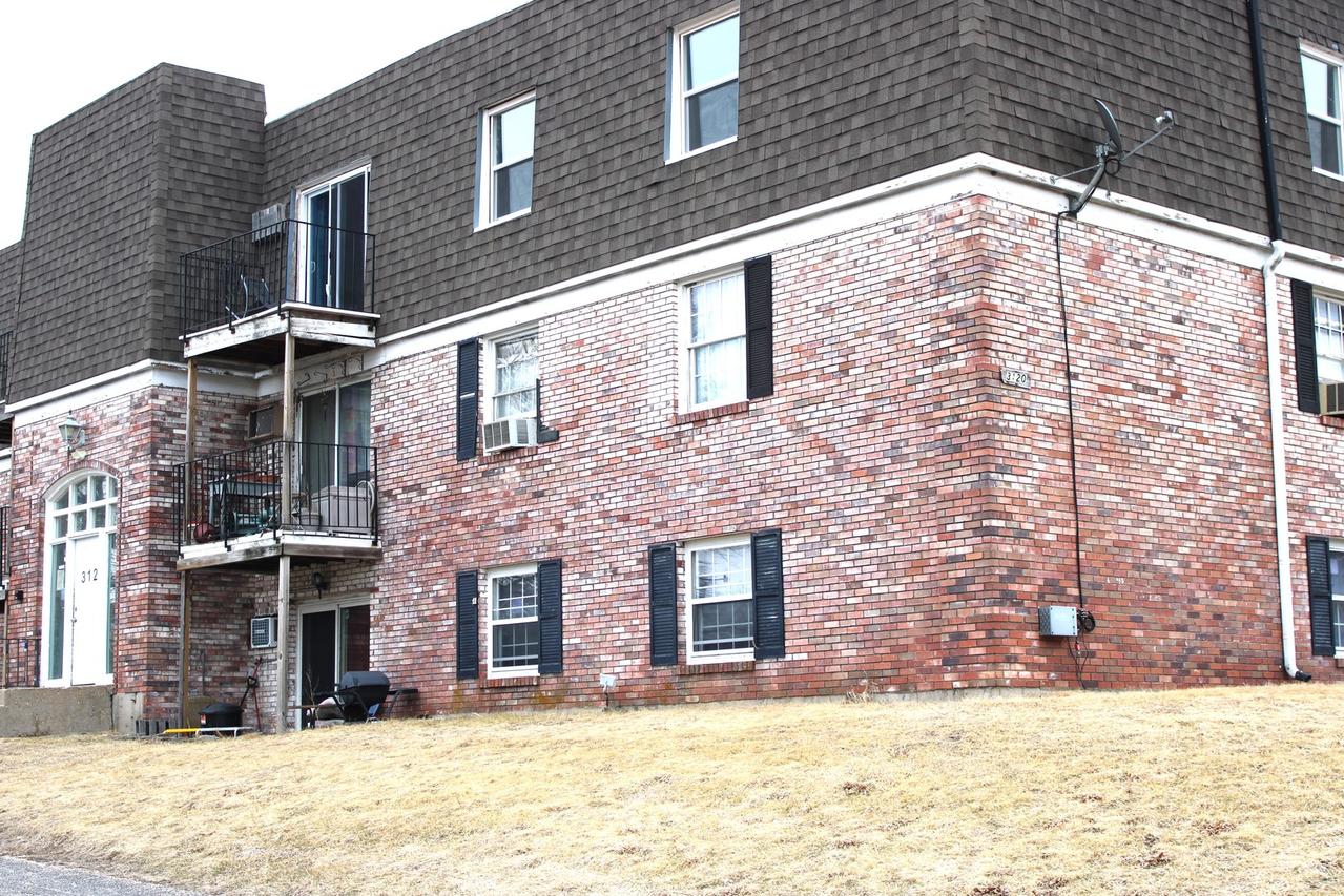 3120 Jacqueline Dr. #11, Rockford, IL 61109