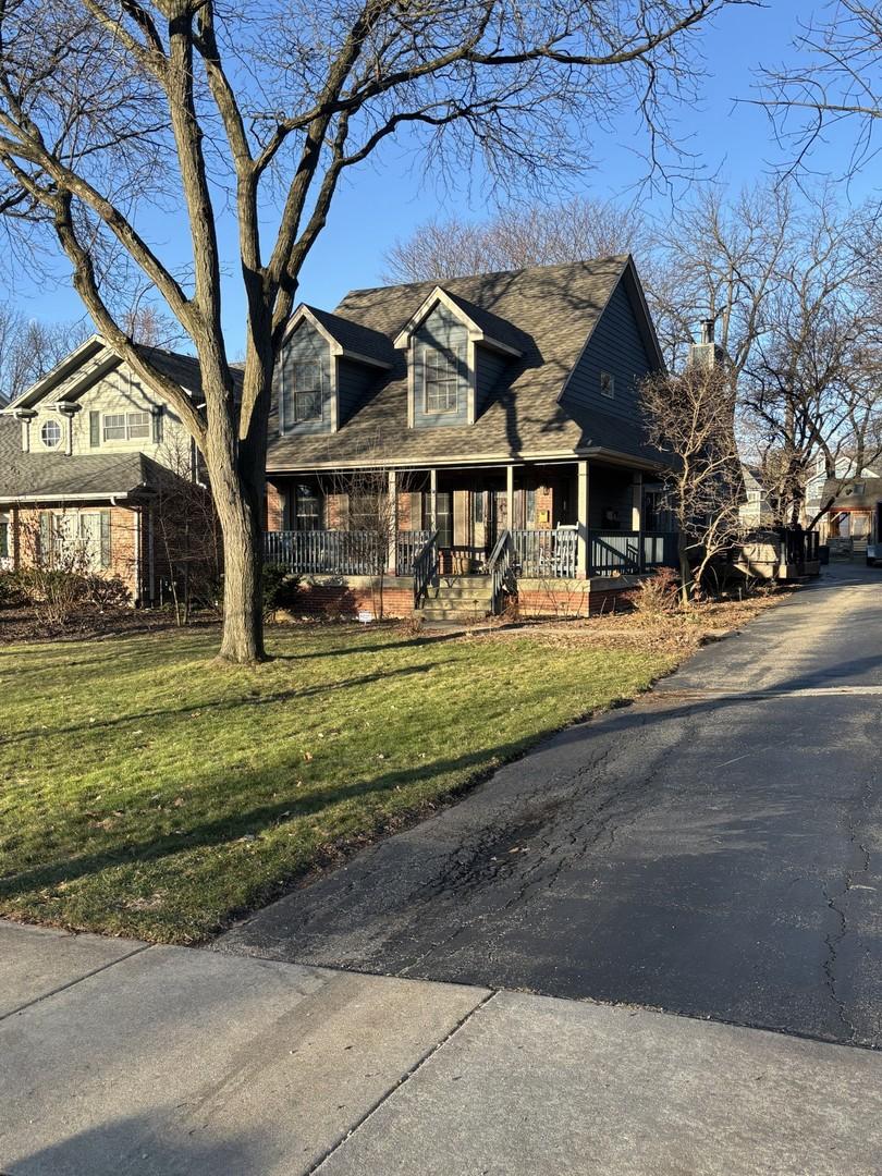 4700 Stonewall Ave., Downers Grove, IL 60515