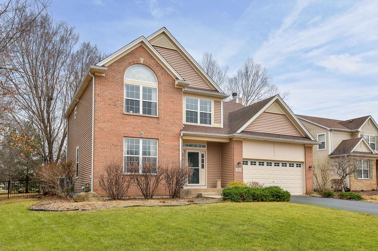 2921 Mcduffee Cir., North Aurora, IL 60542