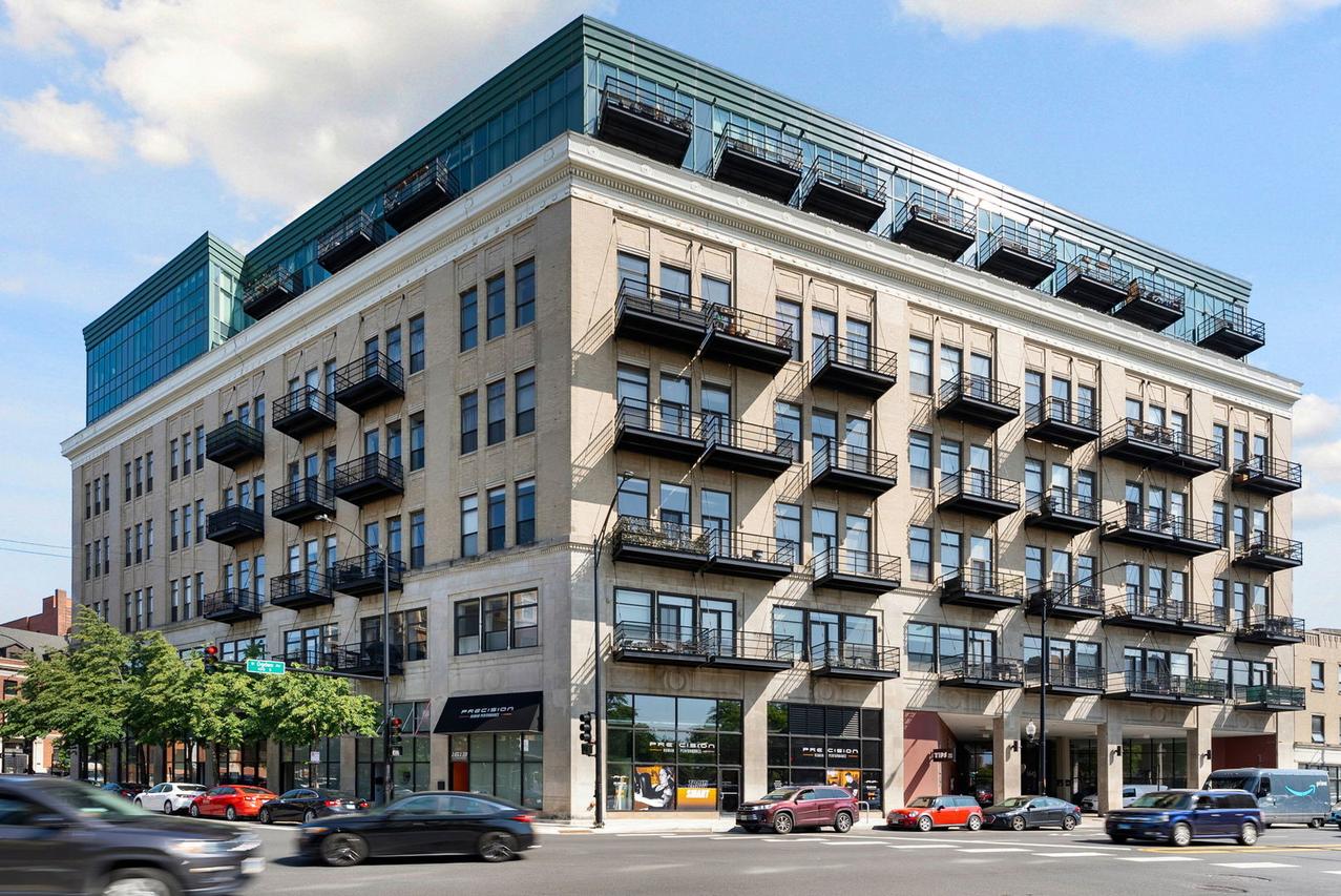 1645 W Ogden Ave. #714, Chicago, IL 60612