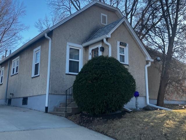 425 E Dakota St., Spring Valley, IL 61362