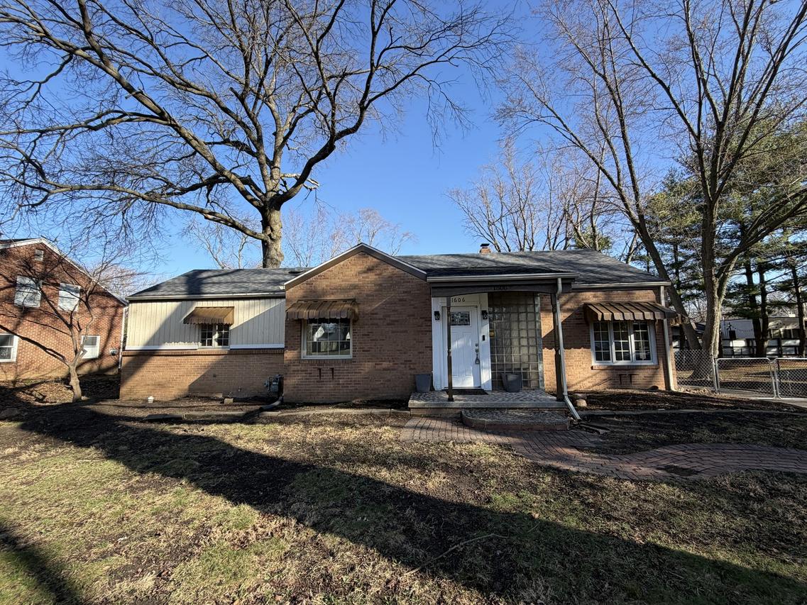 1606 W Union St., Champaign, IL 61821