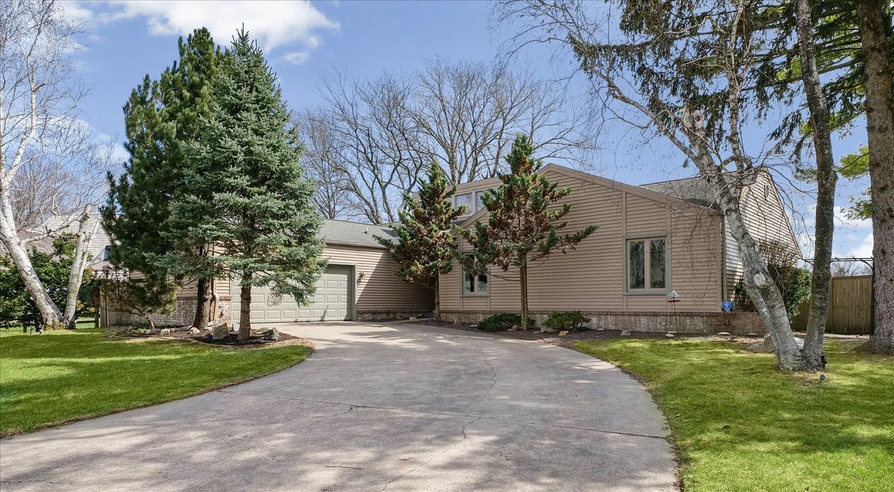 1850 Maynard Dr., Champaign, IL 61822