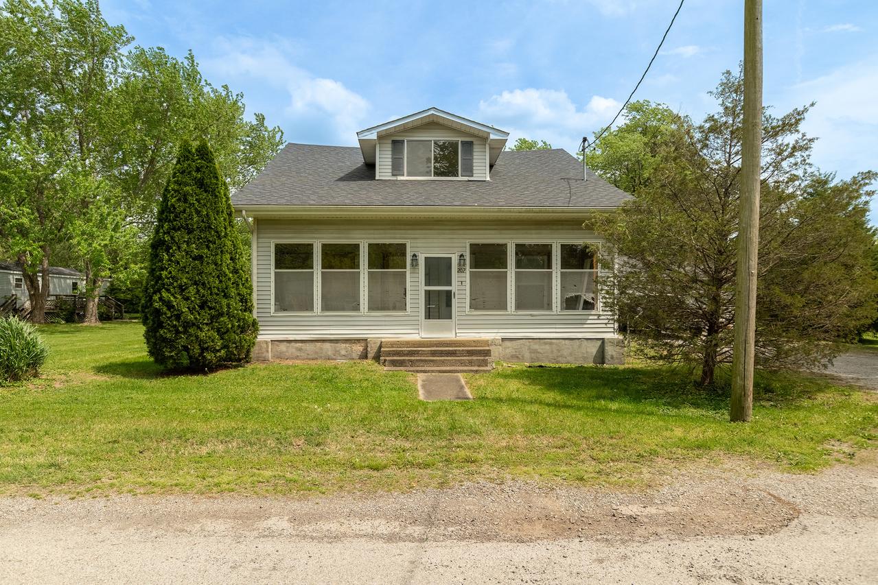 [Address Hidden by Seller], Pittsburg, IL 62974