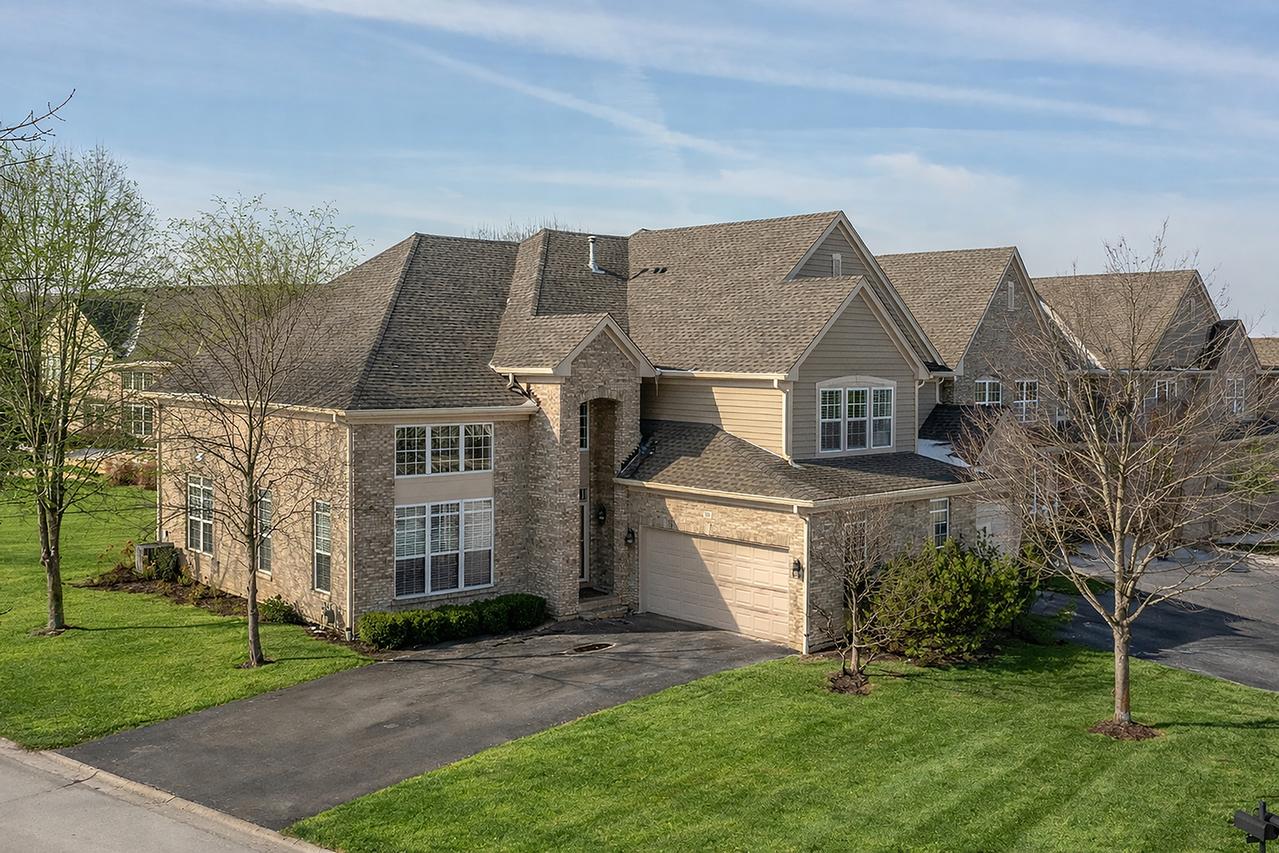 500 Stone Canyon Cir., Inverness, IL 60010