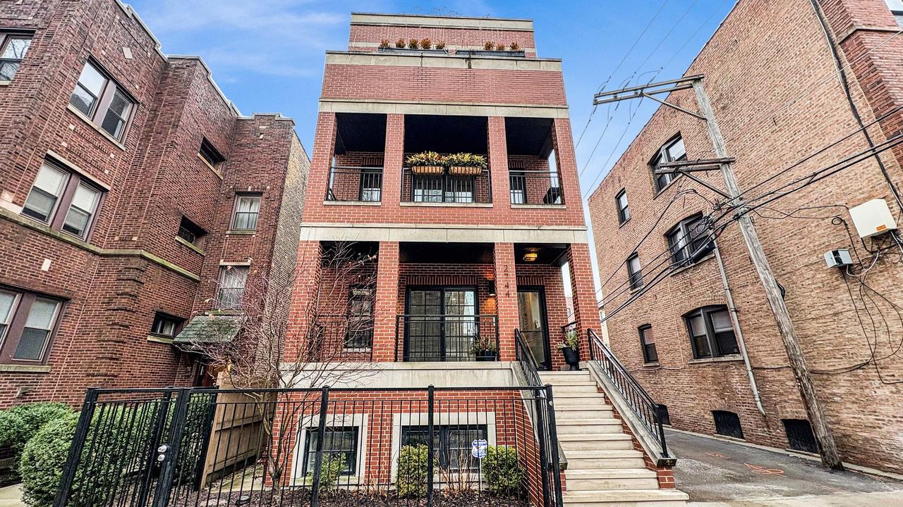 2744 N Mildred Ave. #2, Chicago, IL 60614