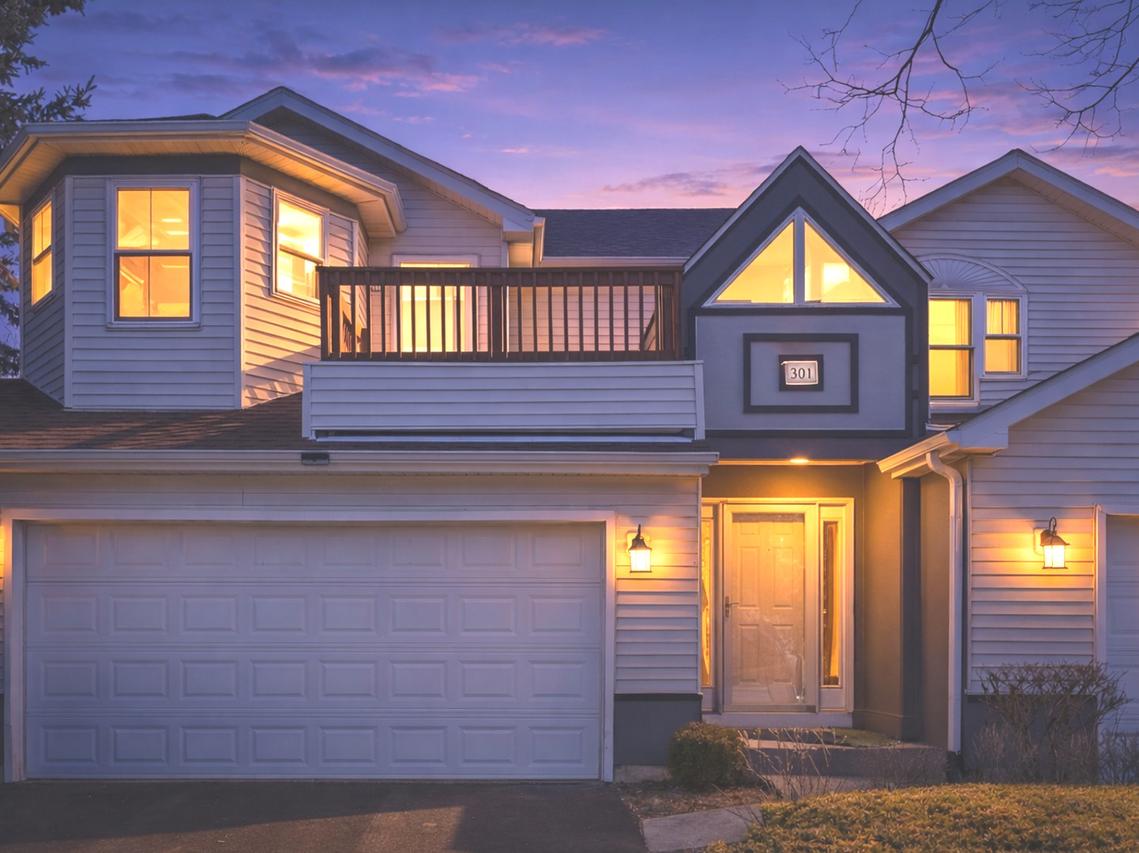 301 Inner Circle Dr., Bolingbrook, IL 60490