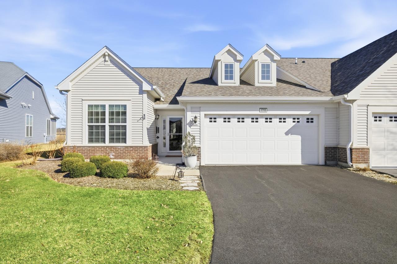 1765 Kelley Ln., Pingree Grove, IL 60140