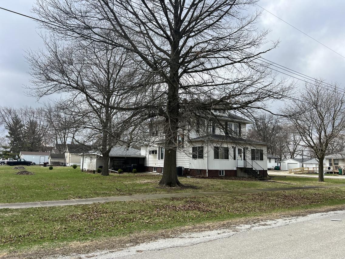 111 W Central St., Buckley, IL 60918