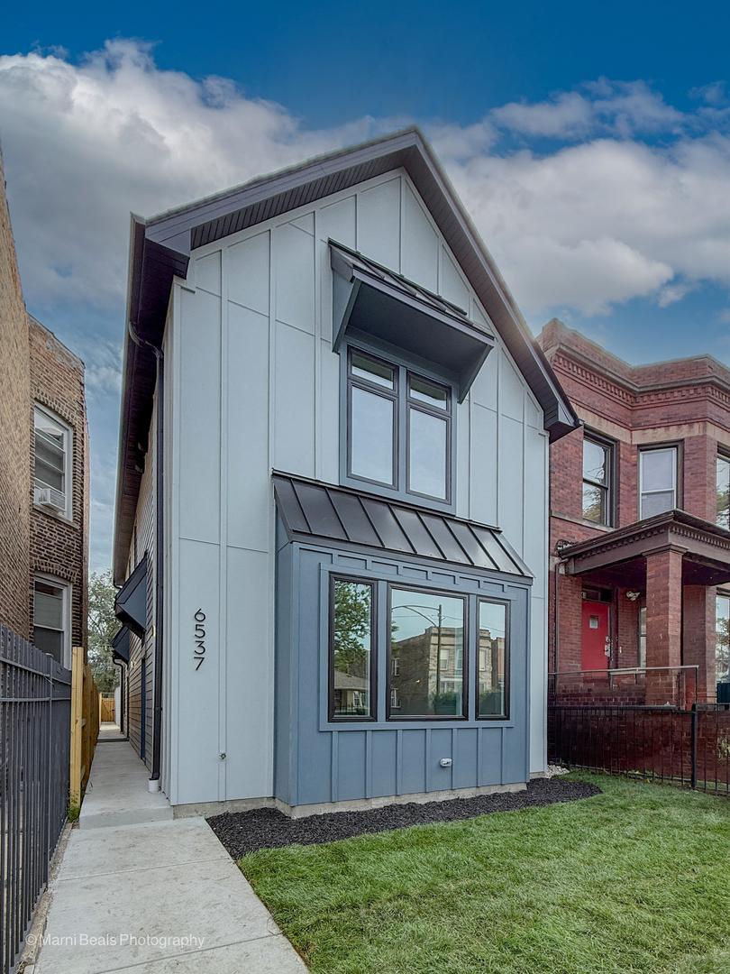 6537 S Rhodes Ave., Chicago, IL 60637