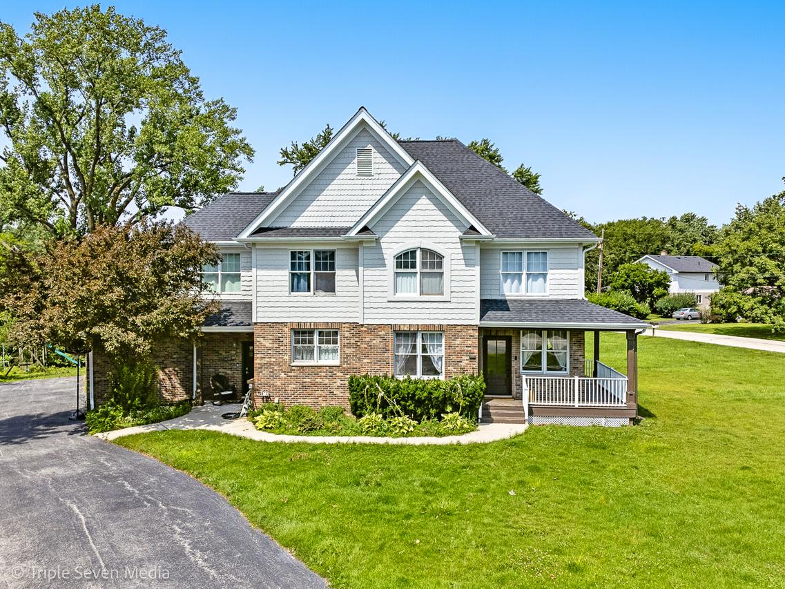 7350 Forest Hill Rd., Burr Ridge, IL 60527