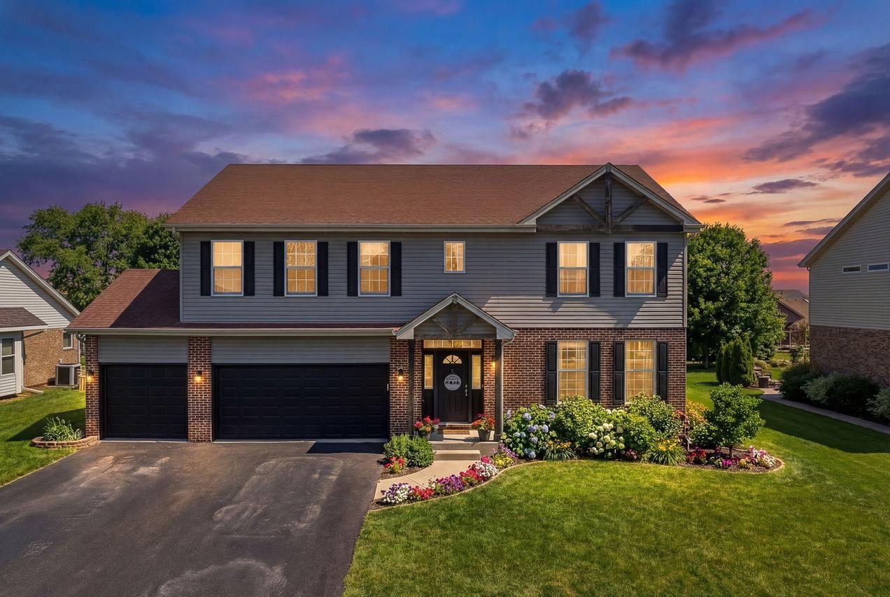 2445 Peregrine Dr., New Lenox, IL 60451