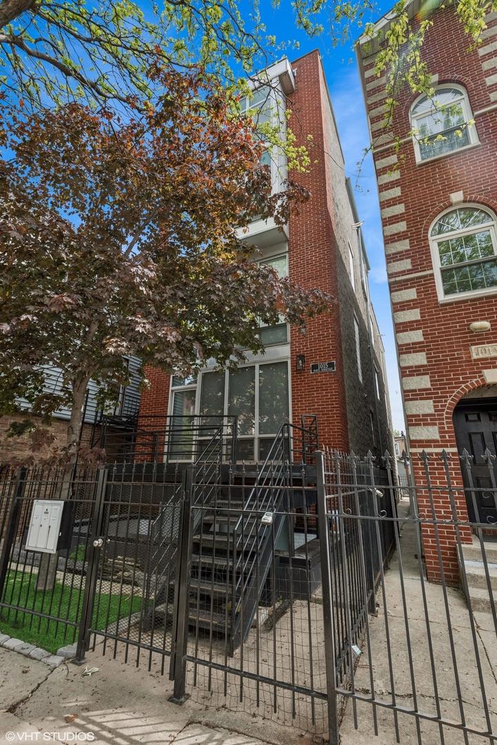 1015 N Hermitage Ave. #A, Chicago, IL 60622