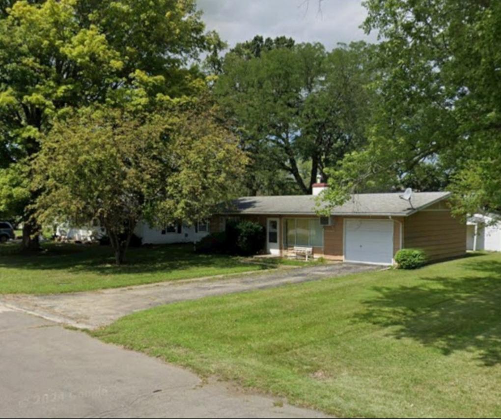 256 W Fleming St., Watseka, IL 60970