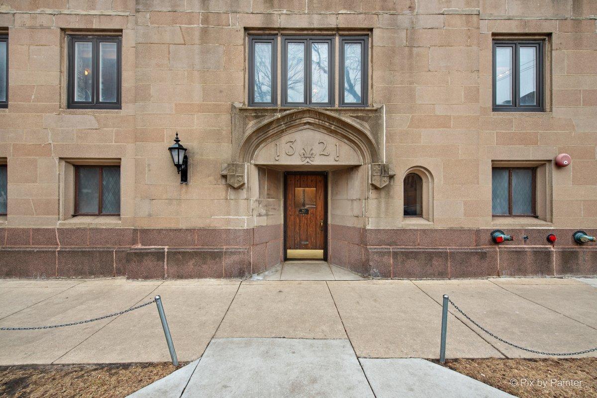 1321 E 56th St. #2, Chicago, IL 60637