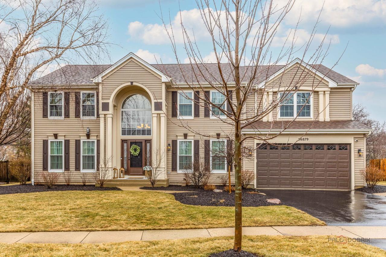 36879 N Deerview Dr., Lake Villa, IL 60046