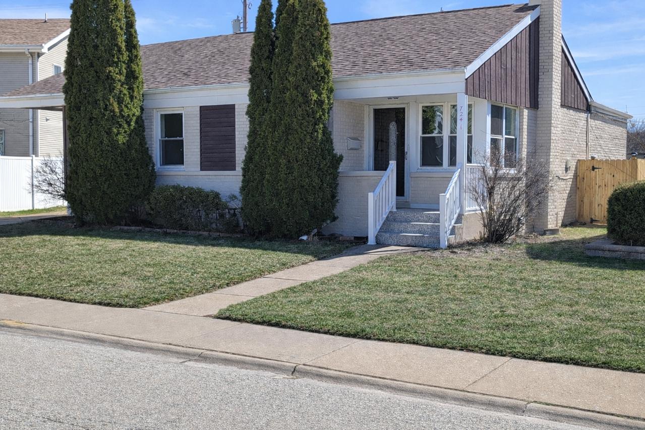 7241 N Mcvicker Ave., Chicago, IL 60646