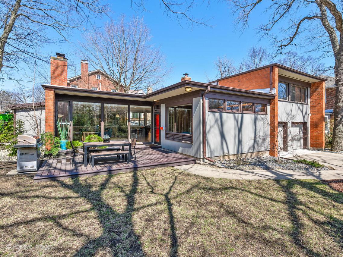 [Address Hidden by Seller], Highland Park, IL 60035