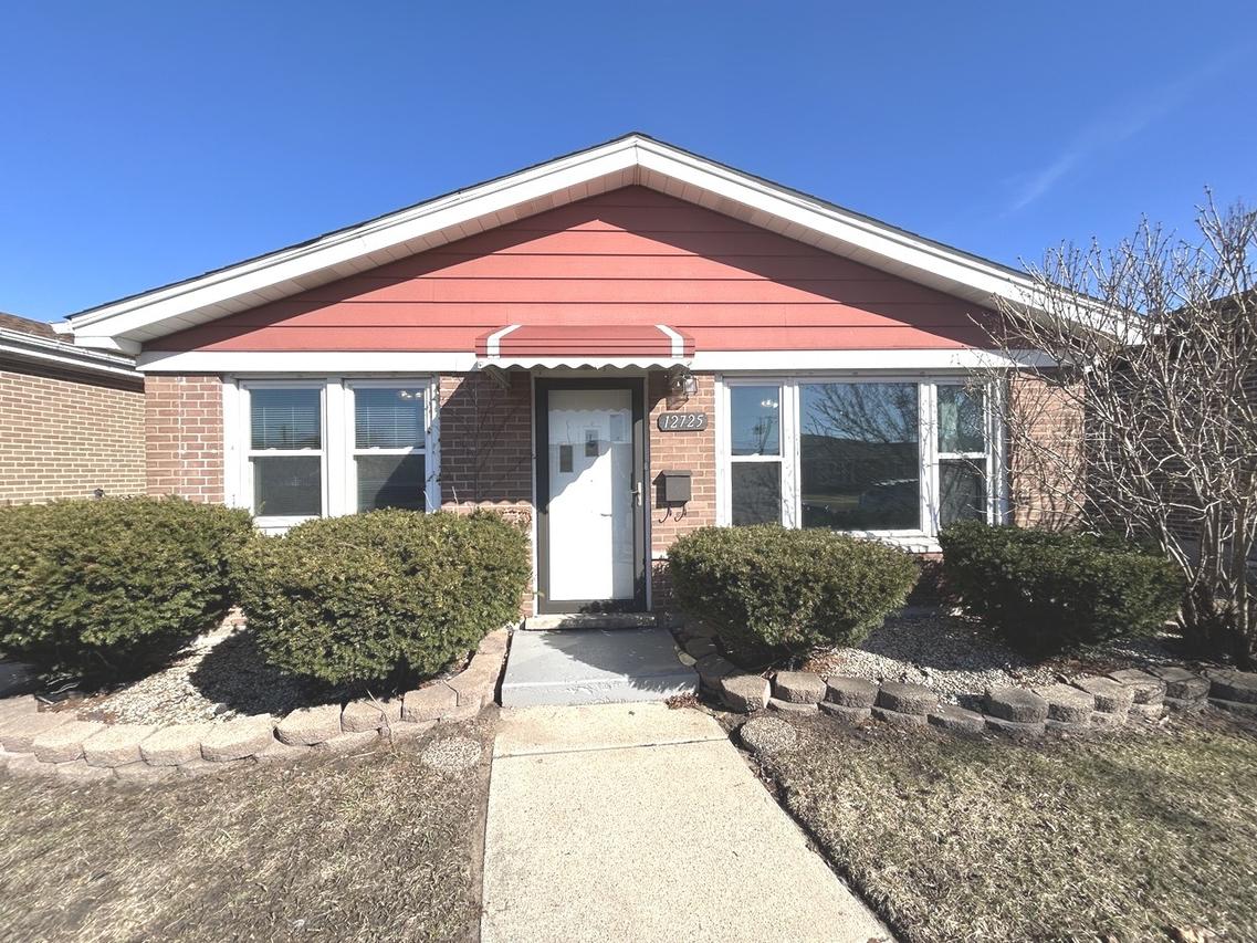 12725 S Saginaw Ave., Chicago, IL 60633