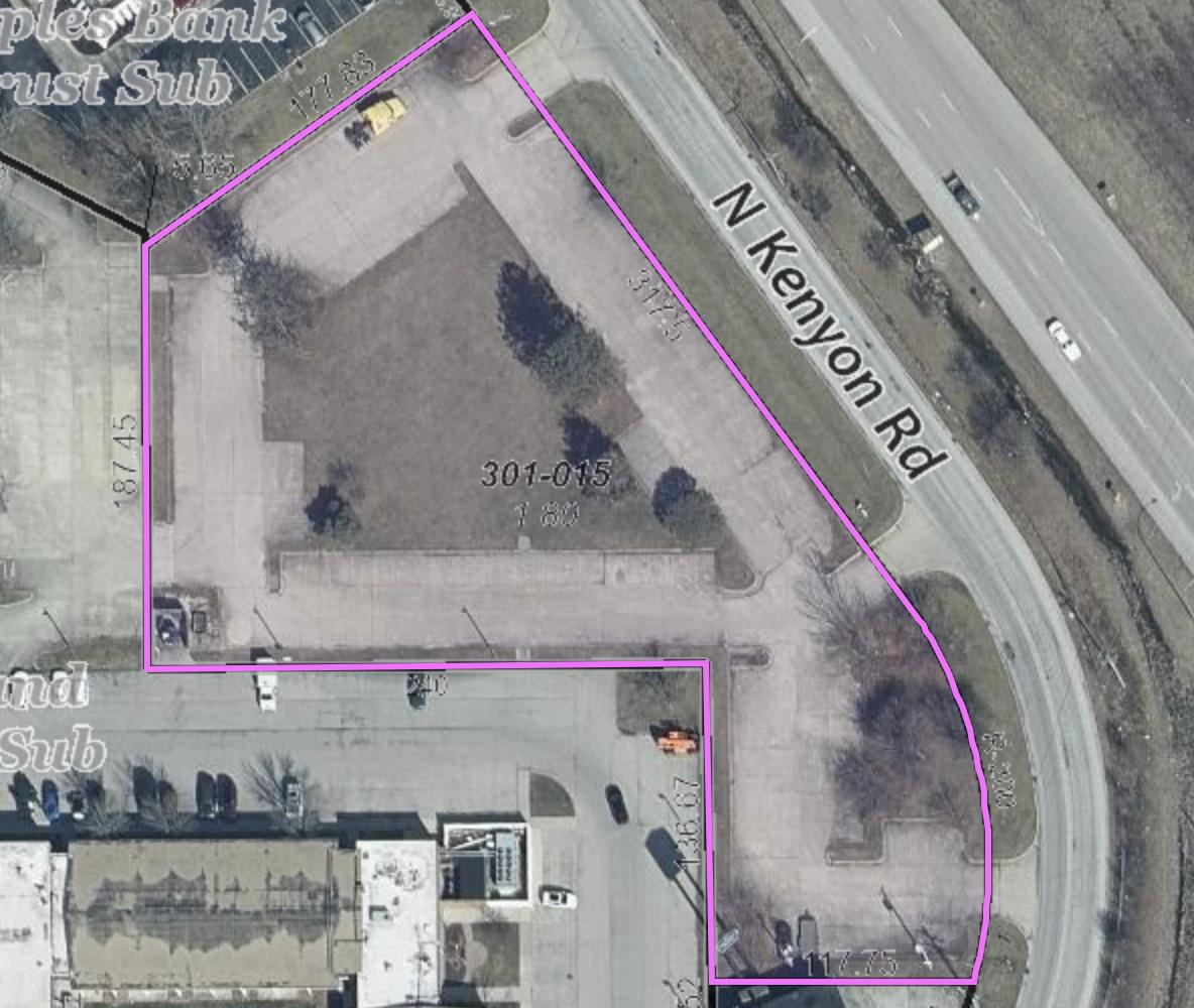 2005 N Kenyon Rd., Urbana, IL 61802