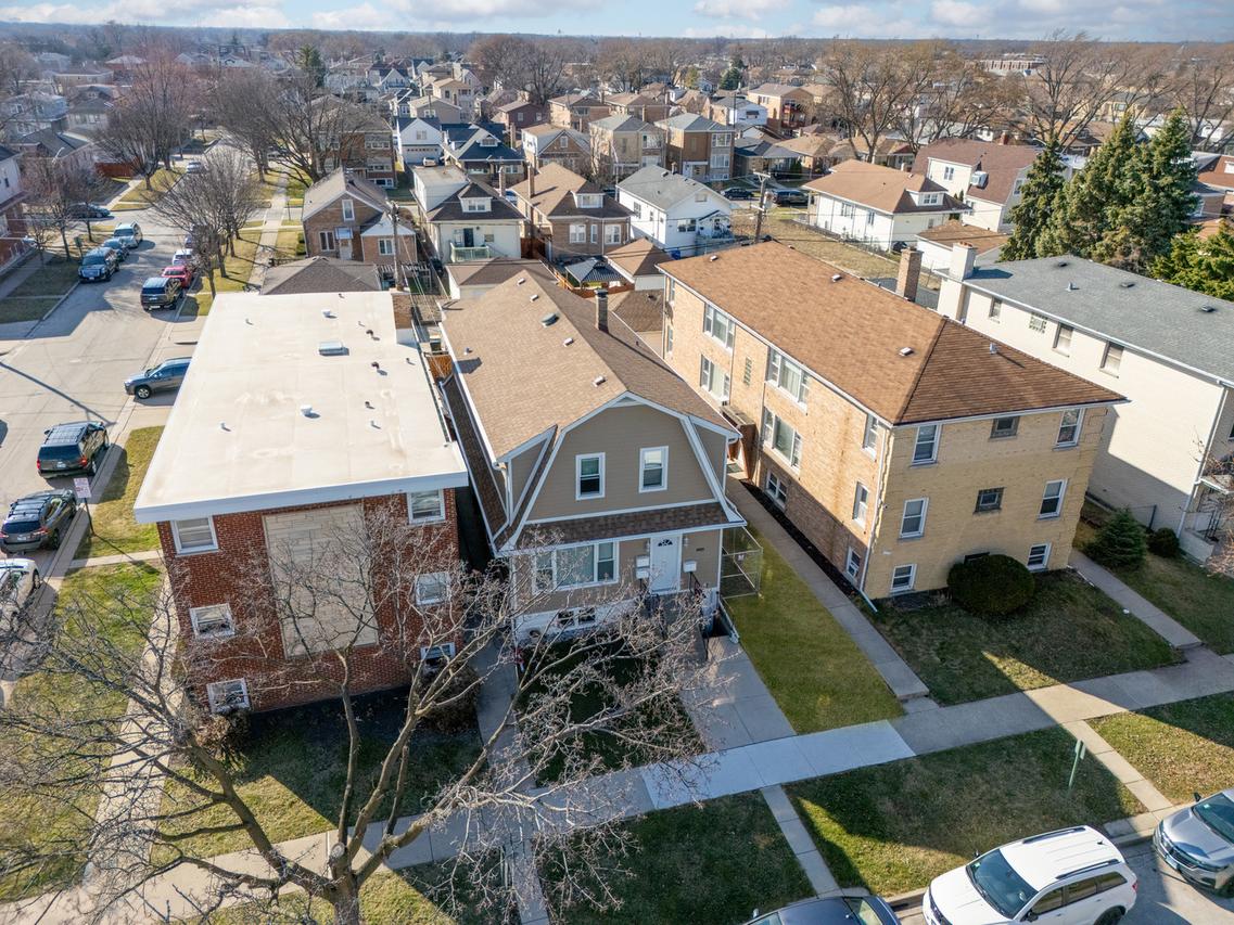 2618 N 73rd Ave., Elmwood Park, IL 60707