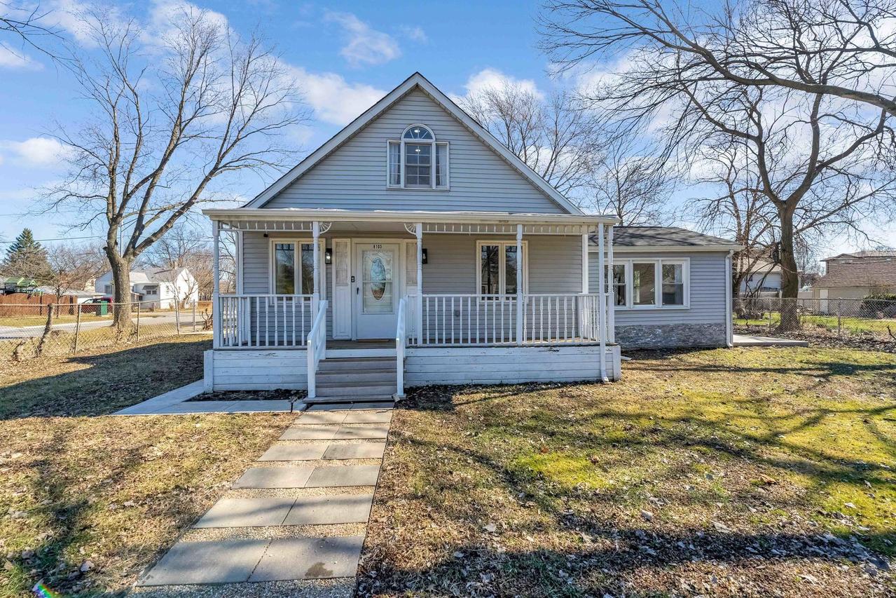 8103 Long Ave., Burbank, IL 60459