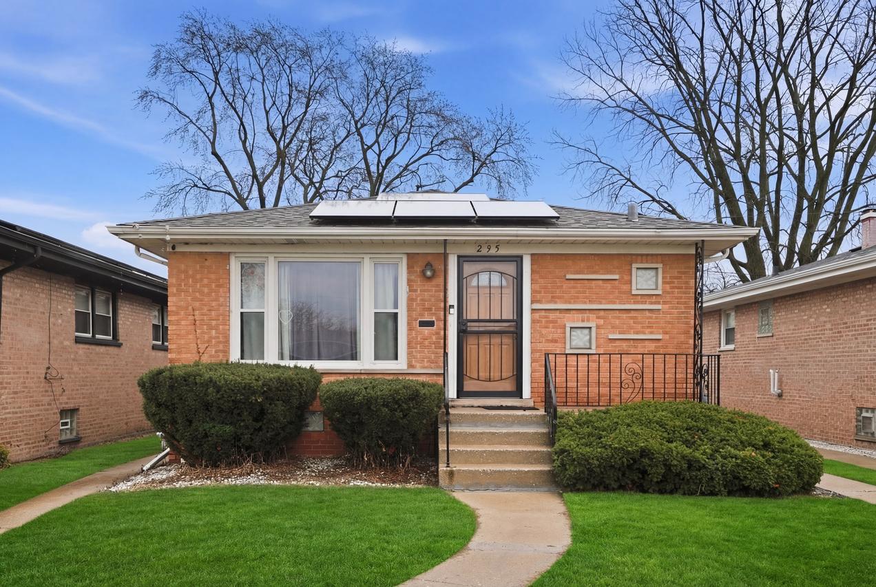 295 Prairie Ave., Calumet City, IL 60409
