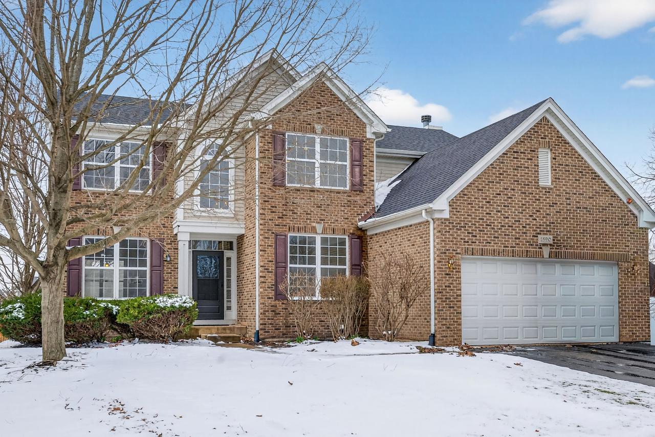 1590 Russell Dr., Hoffman Estates, IL 60192