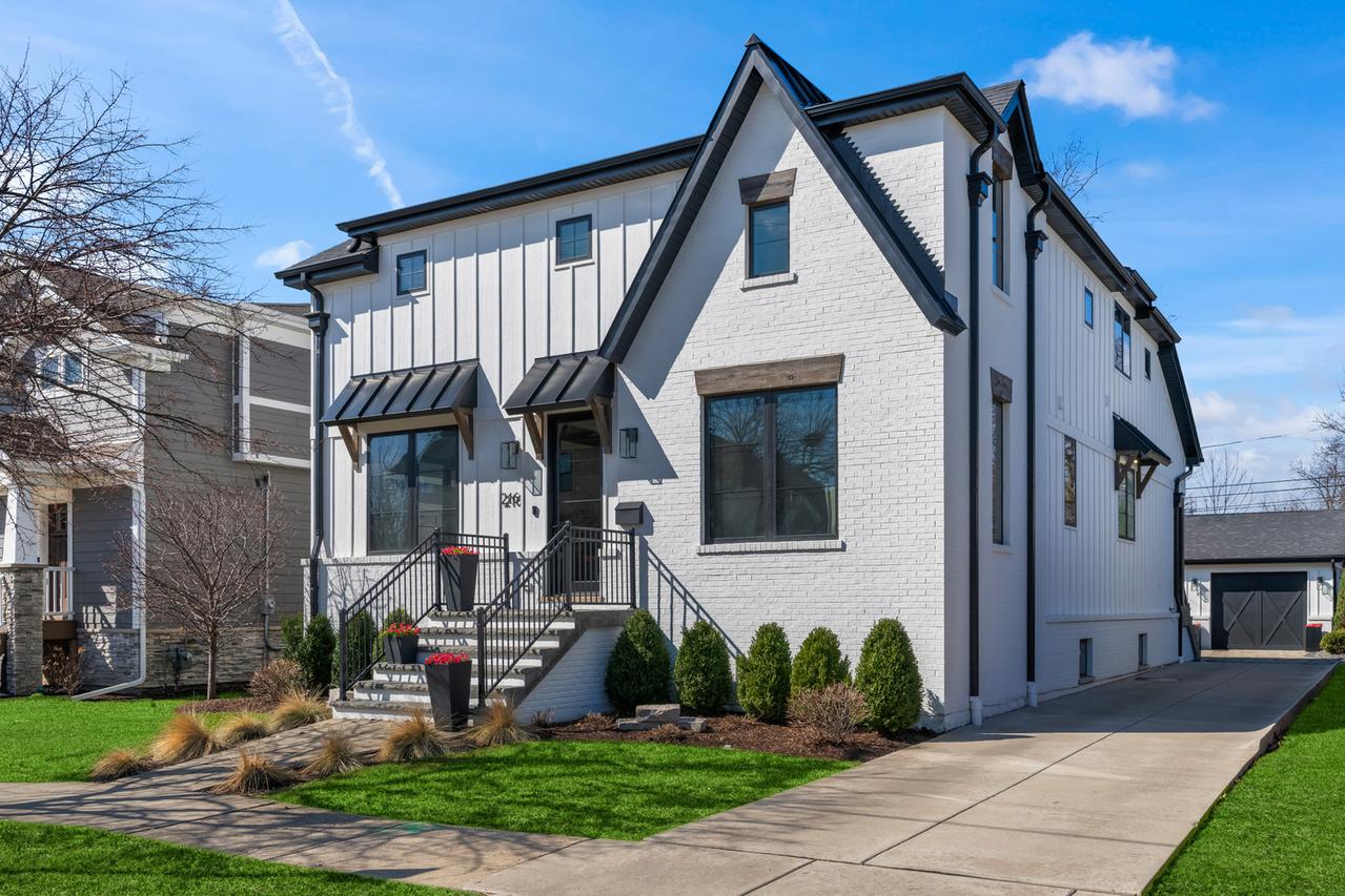216 S Evergreen Ave., Arlington Heights, IL 60005