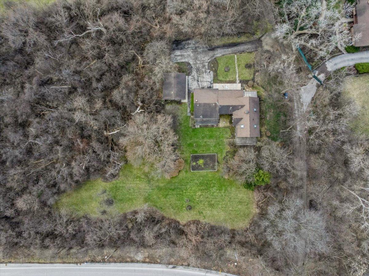 609 Forest Edge Ln., Des Plaines, IL 60016