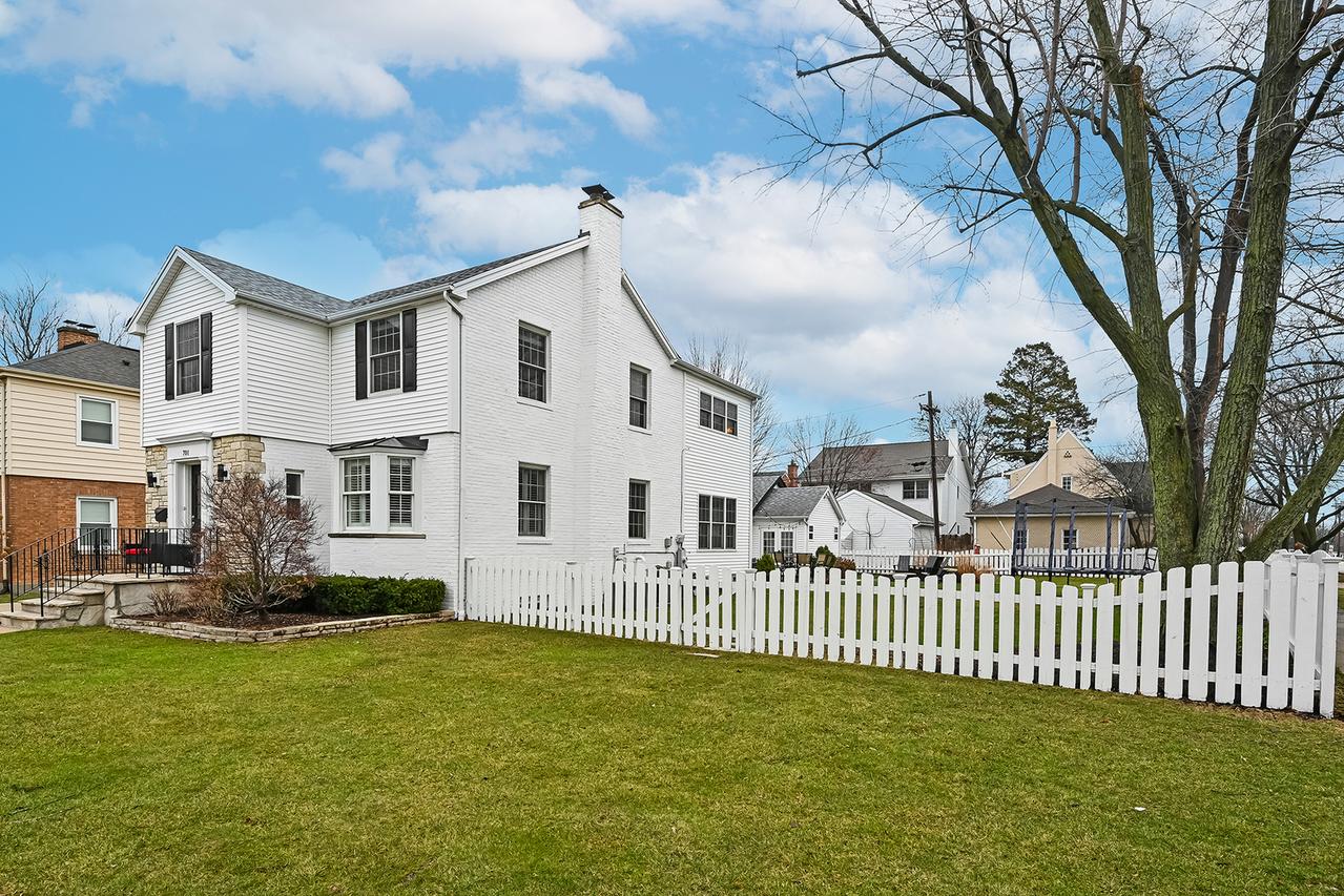 701 N Kensington Ave., La Grange Park, IL 60526