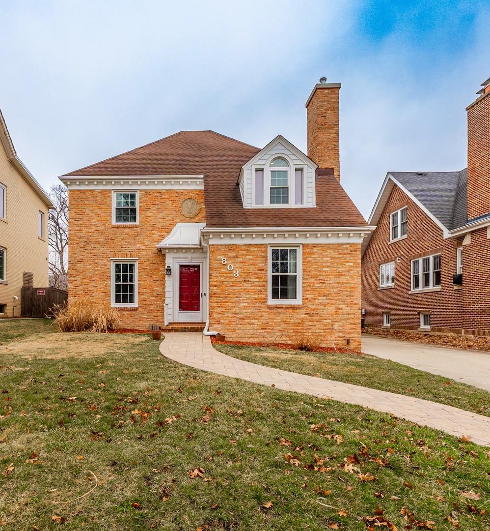 803 S Vine Ave., Park Ridge, IL 60068