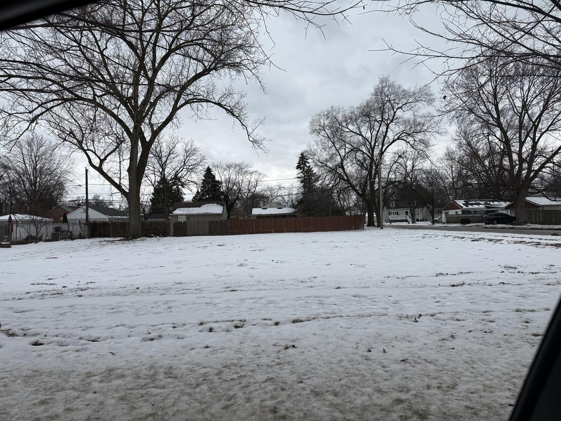 [Address Hidden by Seller], Midlothian, IL 60445