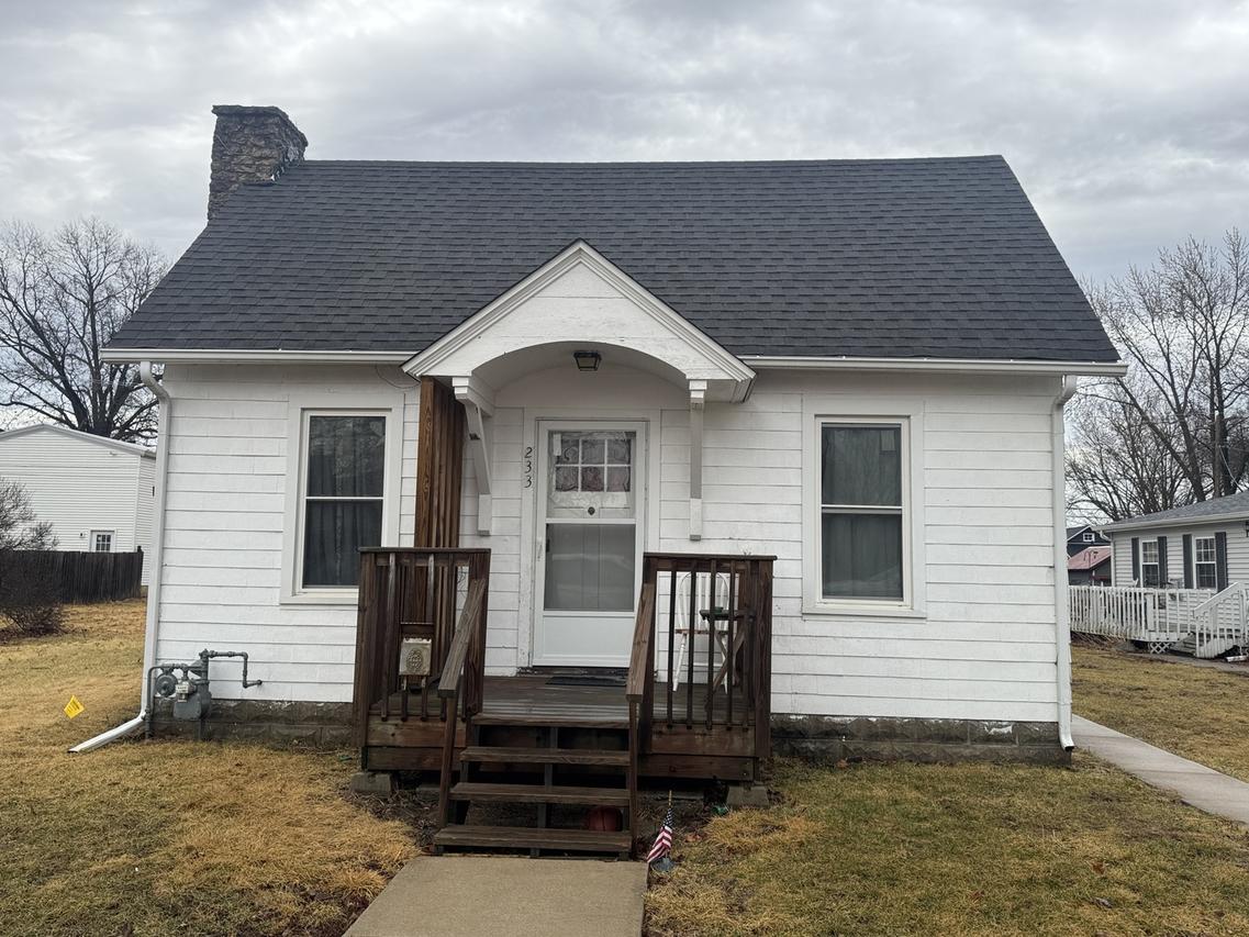 233 N Jones Ave., Amboy, IL 61310