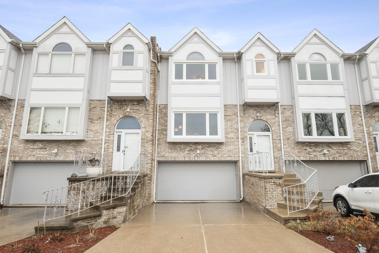 6935 Kingston Ct., Tinley Park, IL 60477