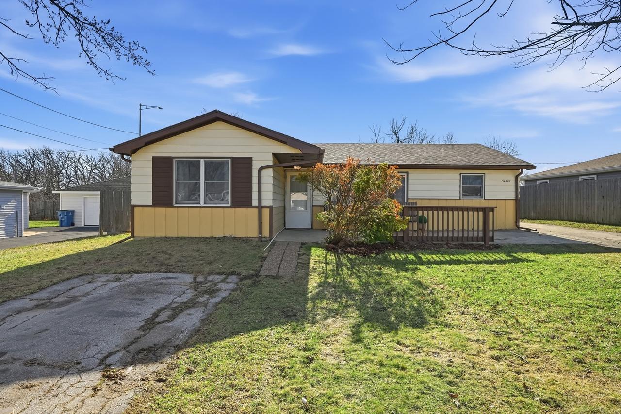 26841 S Linden Ln., Crete, IL 60417