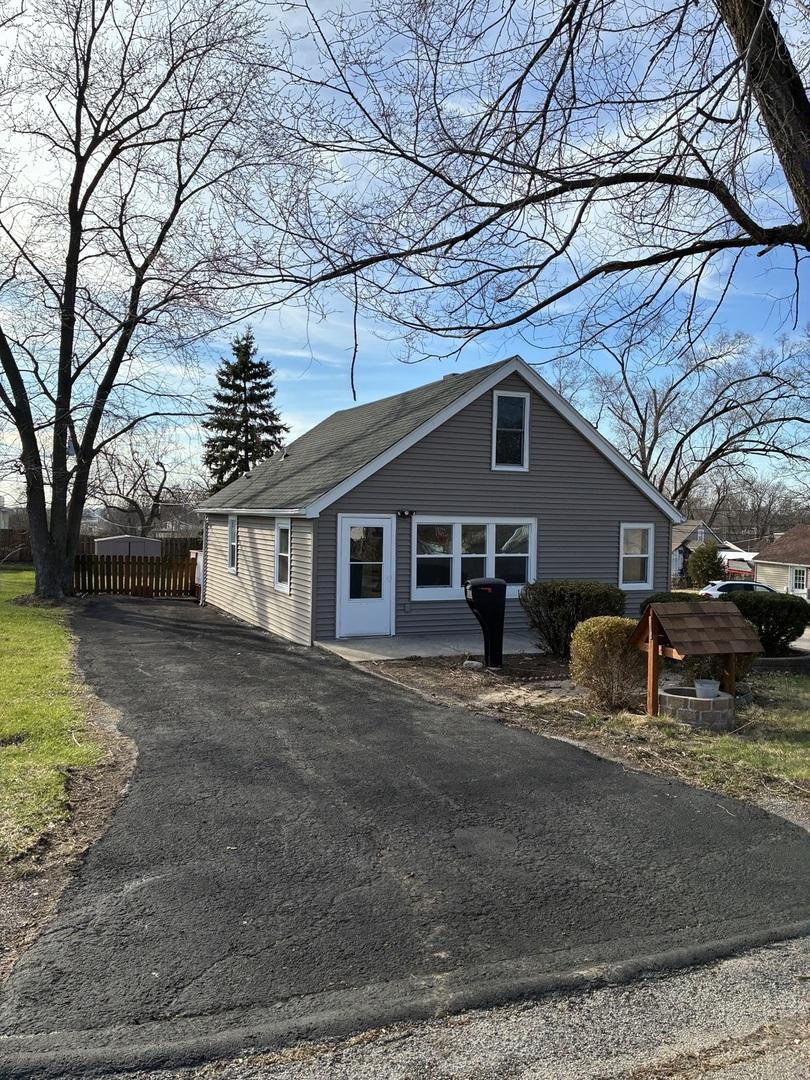 621 Mohawk St., Joliet, IL 60432