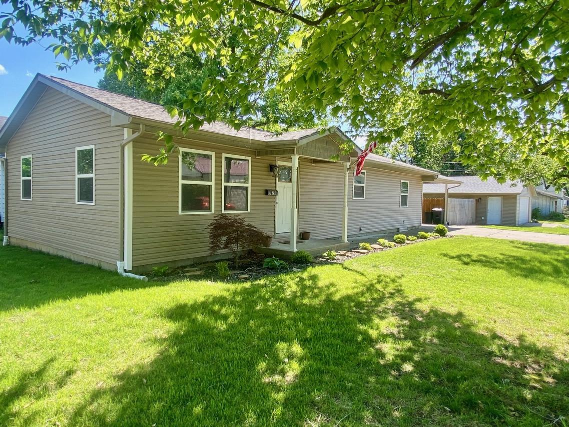 721 N 17th St., Herrin, IL 62848