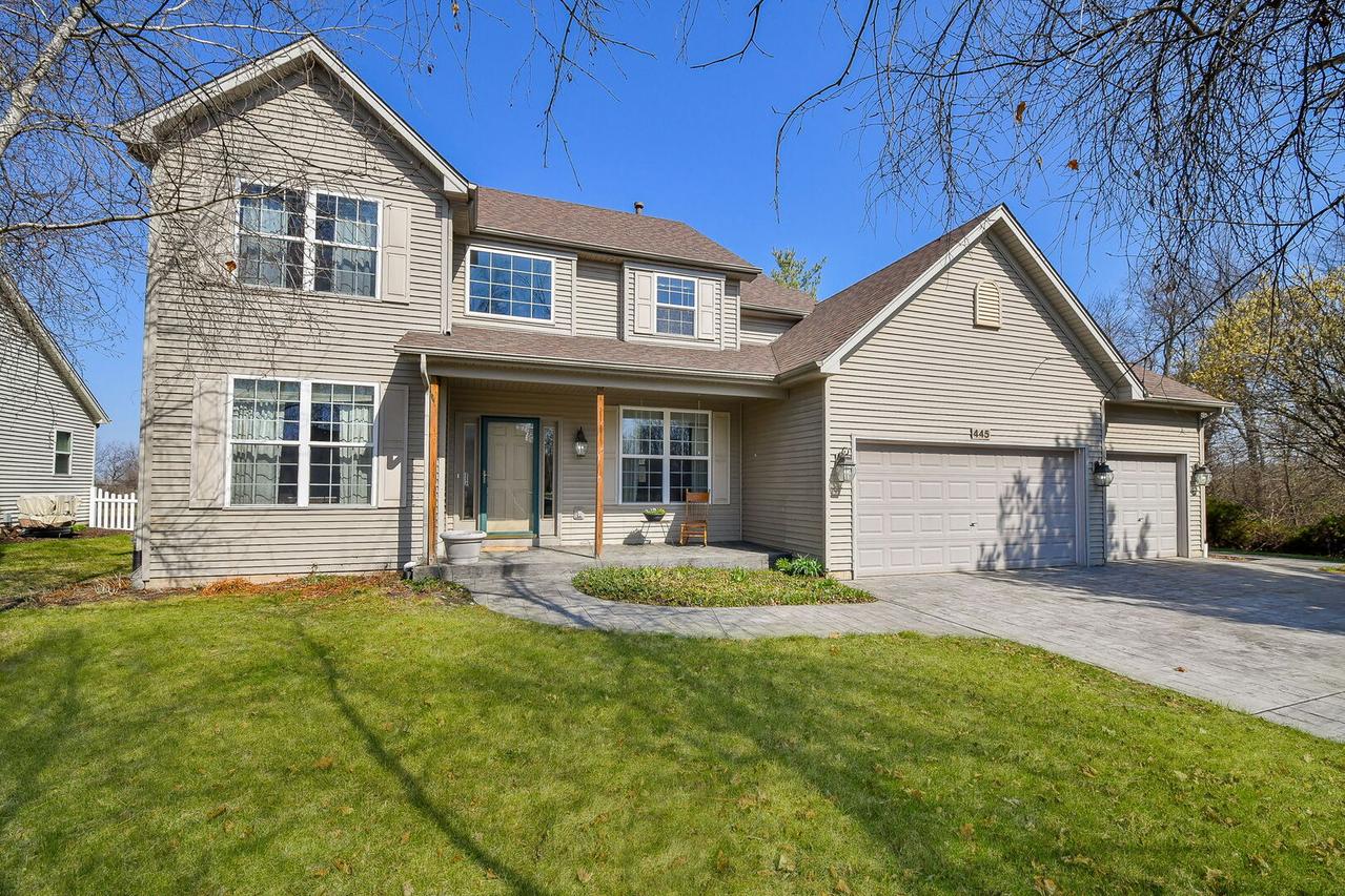 445 Kelly Ave., Yorkville, IL 60560