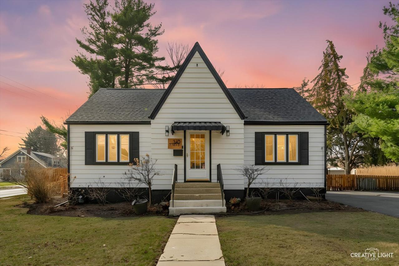 328 E Lee St., Plano, IL 60545