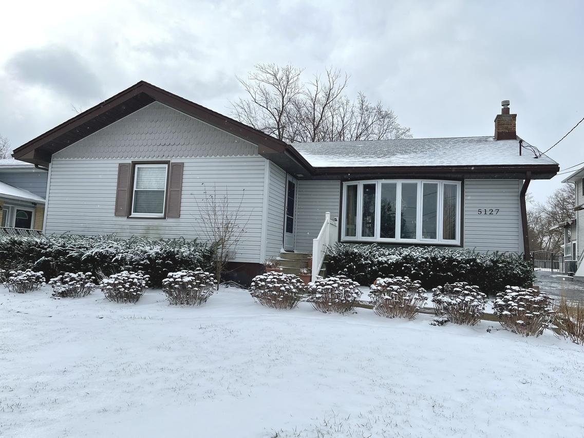 5127 155th St., Oak Forest, IL 60452