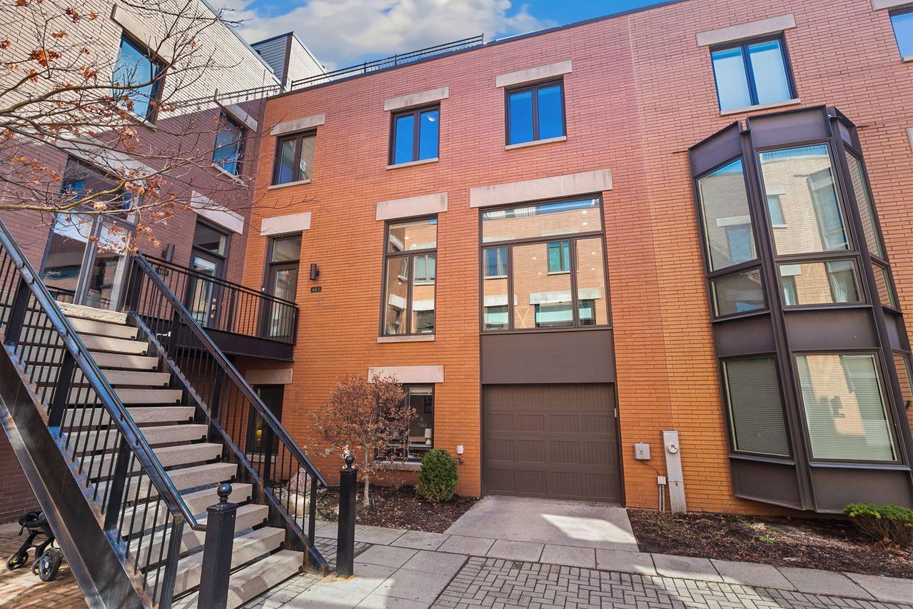 1445 N Cleveland Ave. #E, Chicago, IL 60610