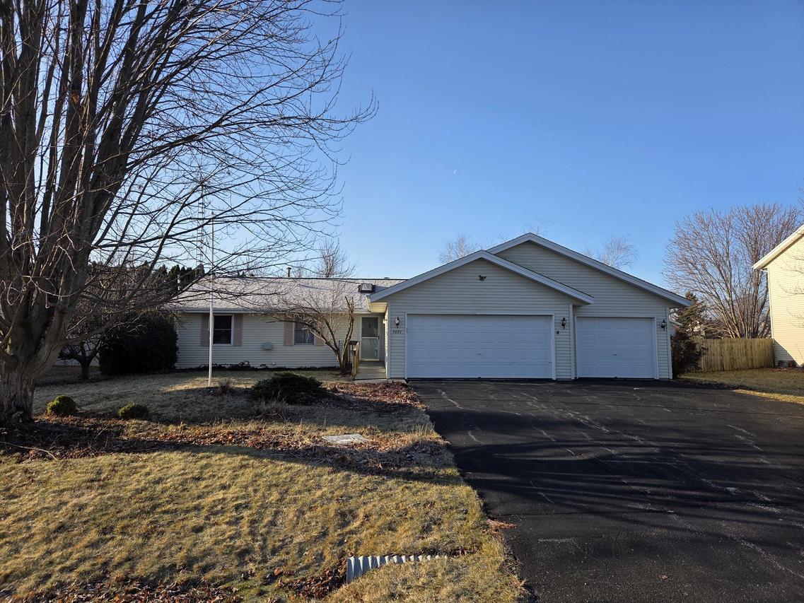 5836 Longest Dr., South Beloit, IL 61080