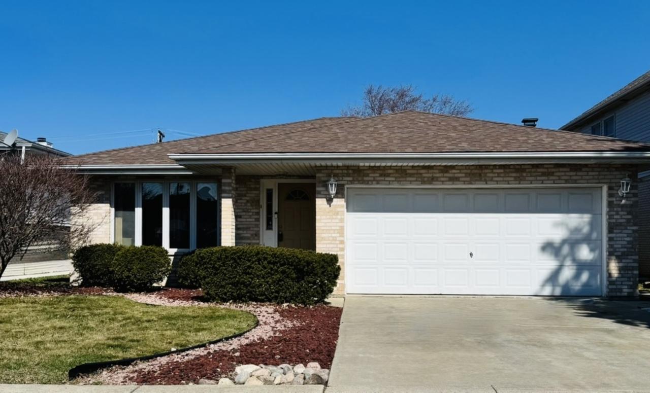 7110 W 82nd Pl., Burbank, IL 60459