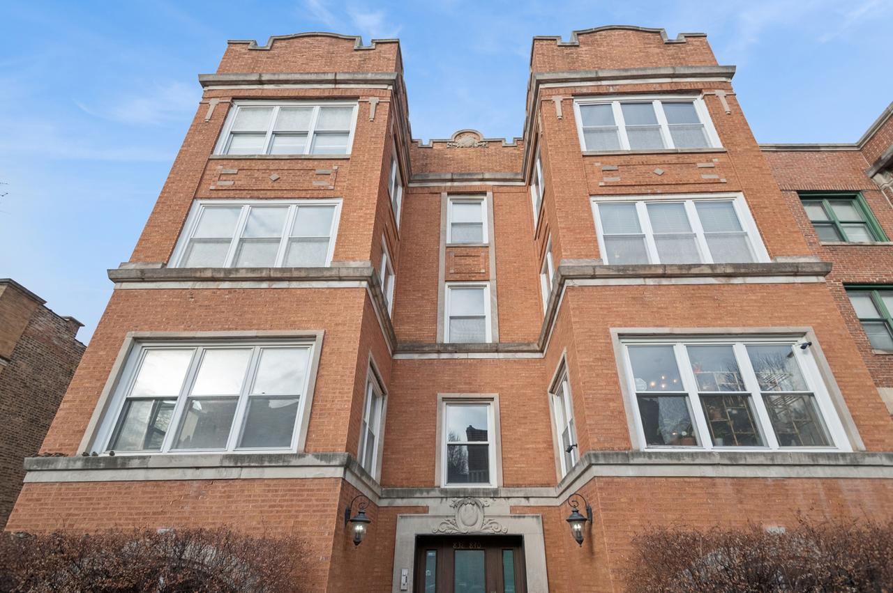 840 E 52nd St. #1E, Chicago, IL 60615