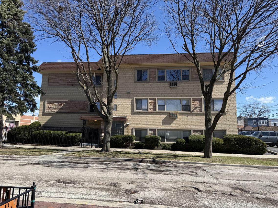 4757 N Keeler Ave. #101, Chicago, IL 60630