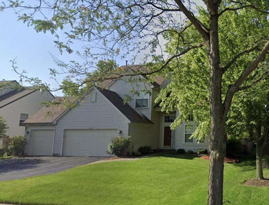 1585 Autumncrest Dr., Crystal Lake, IL 60014