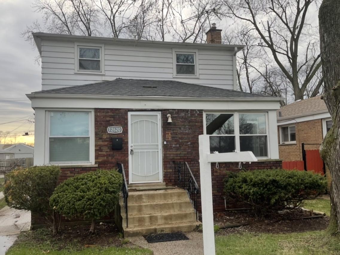 12620 S Racine Ave., Calumet Park, IL 60827