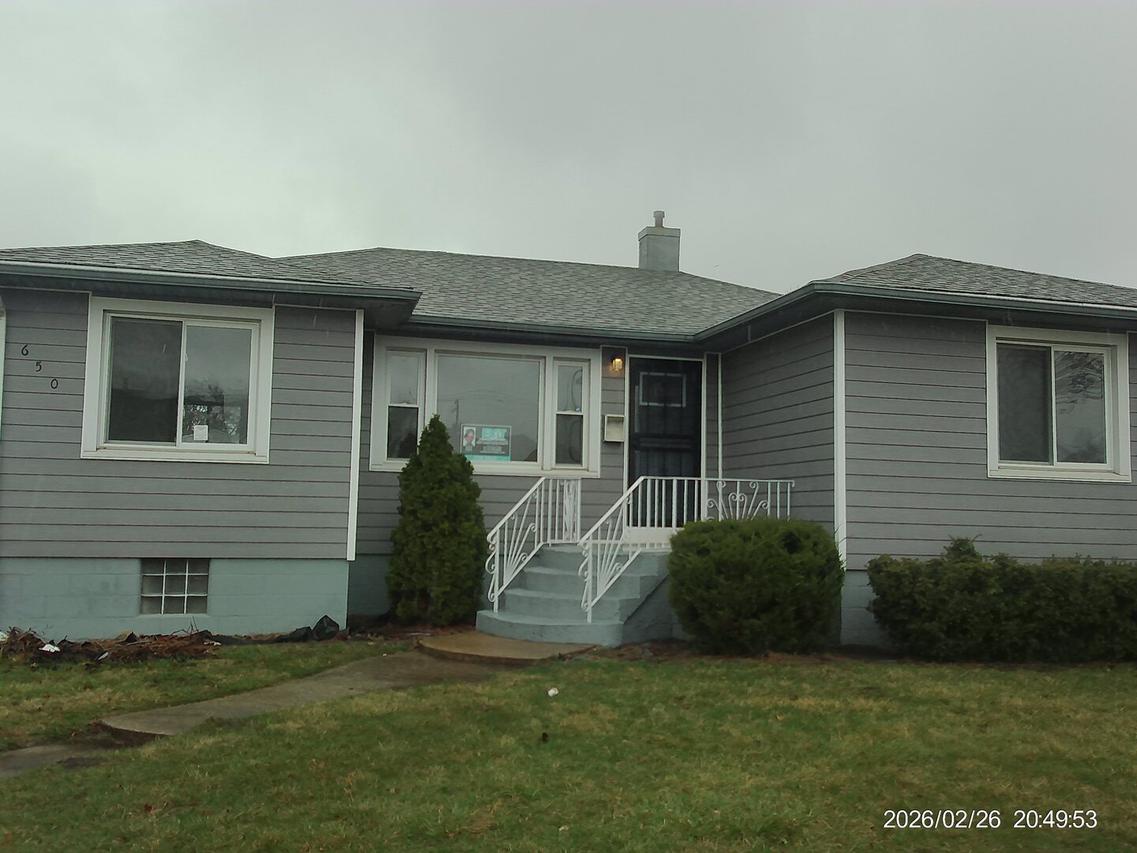 650 Greenbay Ave., Calumet City, IL 60409